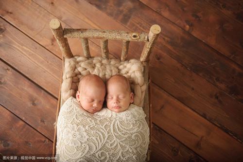 可以要求试管婴儿生双胞胎吗？